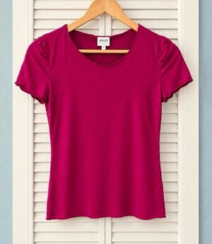 Armani Collezioni Magenta Scoop Neck Short Sleeve Top Size 8 Made in Italy